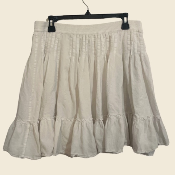 GAP Dresses & Skirts - Gap Flowy Ruffle Skirt With Elastic Waist Size M